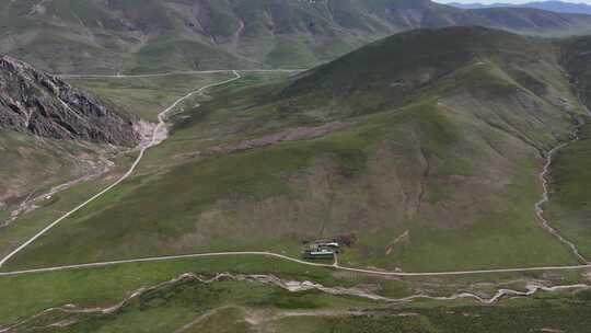 高原  大自然 垭口  大山 草原