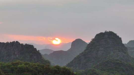 云南普者黑日落夕阳