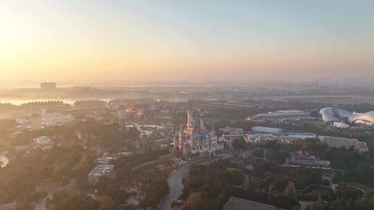 上海地标 城堡 郊区晨雾 上海晨雾 自然