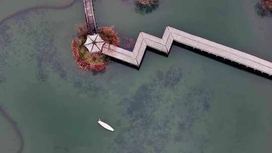 中国杭州西湖浴鹄湾霁虹桥雪景