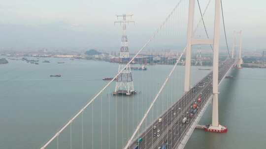 广州南沙大桥航拍大桥车流全景