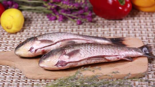 草鱼鲢鱼鱼肉
