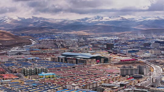 中国西藏那曲市航拍高原城市全景