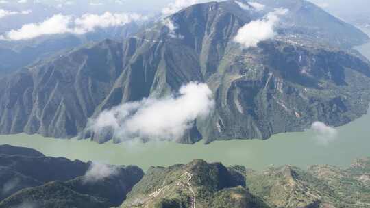 8K震撼长江三峡巫峡长江河道壮丽山河延时