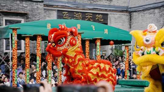 佛山龙虎武师热闹春节气氛