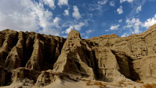 风景优美的红岩峡谷白天2