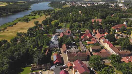 Vilande是爱沙尼亚的一个小镇。从上面看的老城区。爱沙尼亚的老城区