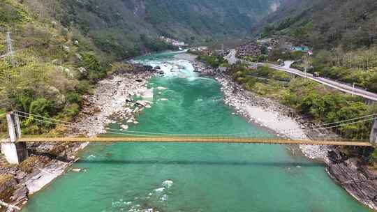 云南怒江大峡谷绿水青山