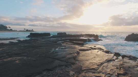 黎明时的海景