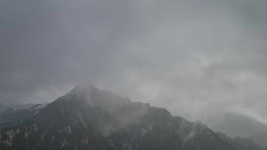 白云山雪景云海山峰航拍