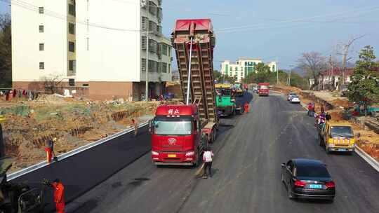 沥青公路施工现场工地