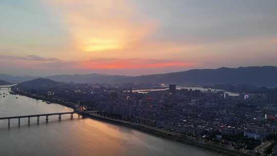 广东肇庆城市晚霞航拍