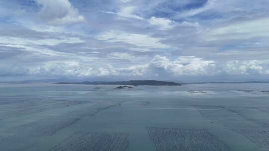 海上岛屿海岛大海蓝色海洋风景航拍