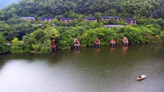 航拍建德富春开元芳草地乡村酒店临江客房