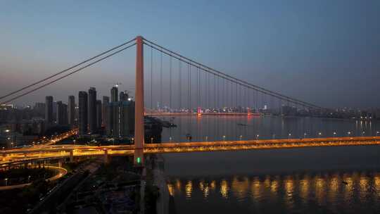 航拍武汉杨泗港长江大桥夜景桥梁交通江景