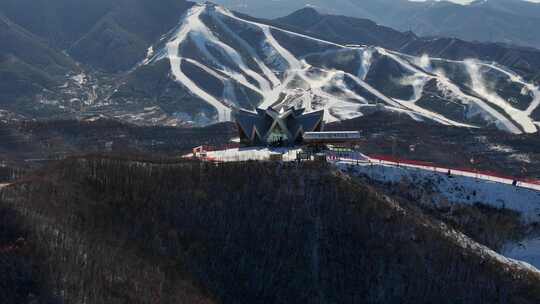 崇礼翠云山滑雪场山顶特写远景富龙滑雪场