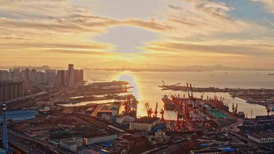 青岛港夕阳视频素材