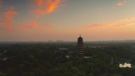 江苏省扬州市瘦西湖大明寺晨曦航拍