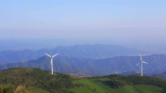 金华东白山山顶风车风景