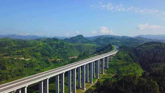 山区高速公路