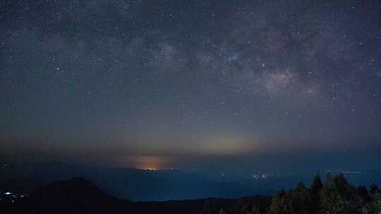 湖北咸宁九宫山银河星空