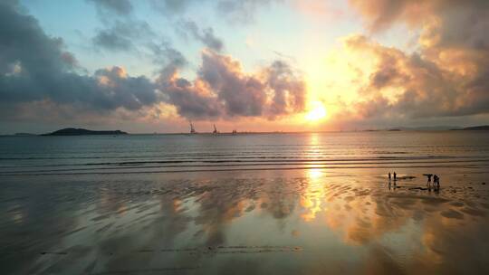 海岛浪漫落日