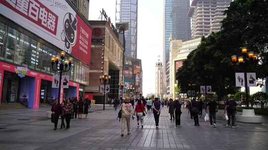 重庆街道行人步行街街景道路交通公路马路