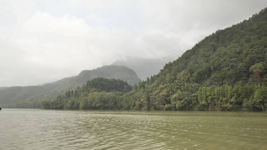 建德七里扬帆景区富春江风光