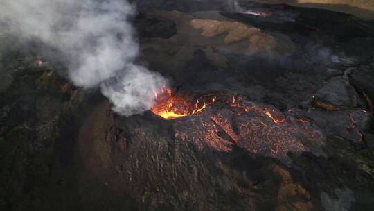 航拍活火山 岩浆喷发