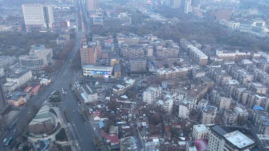 济南泉城广场，地标建筑