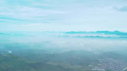 雨后云海群山山雾云海航拍