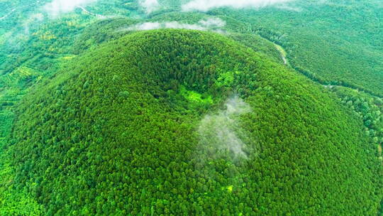 腾冲火山坑