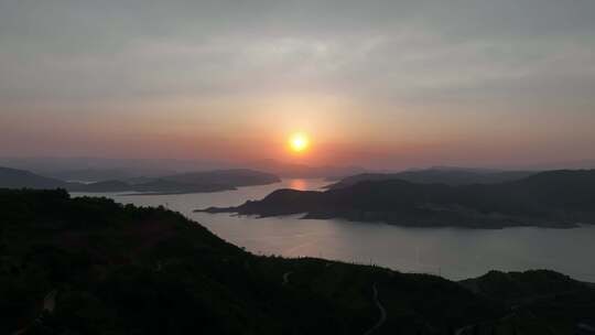 洛阳黄河鹰嘴山日落