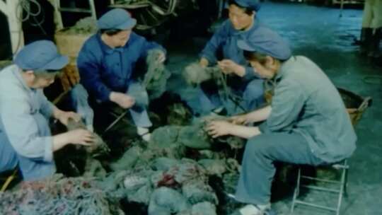 80年代新中国  汽车工厂