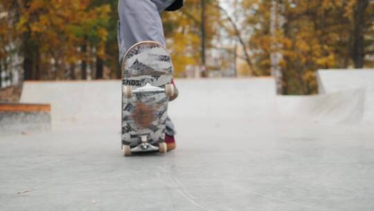 滑板 街头滑板 极限运动 运动 公园滑板