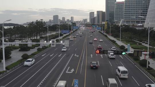 航拍青岛西海岸新区-城市交通车流视频素材模板下载