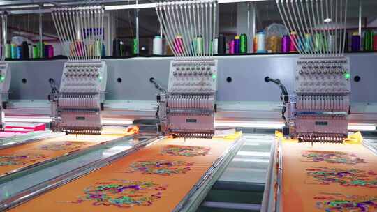 非遗民俗文化生产流水线机器刺绣作业场景