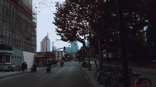 上海浦东大道街景