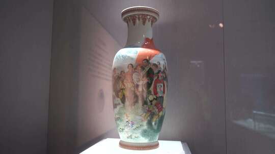 陶瓷博物馆展览品瓷器艺术品人文工艺品展示视频素材模板下载