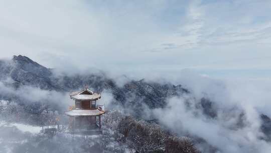 高山雪后云海航拍