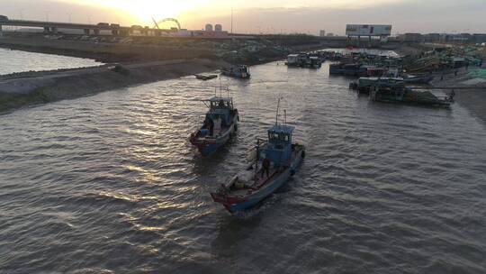 滴水湖入海口 渔船