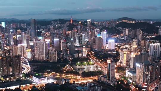 飞行航拍，这座新一线城市的内透夜景