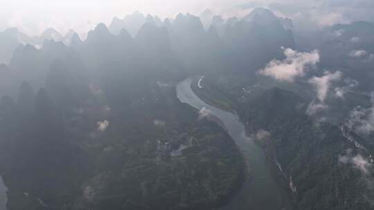 桂林漓江风光 烟雨漓江