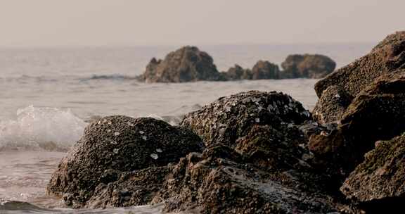 大海海浪 拍打礁石高速升格