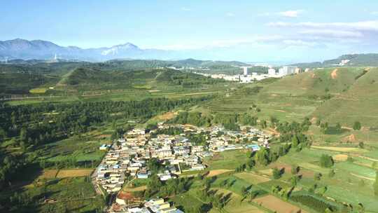 青海风光西宁湟中区山谷里的村庄航拍