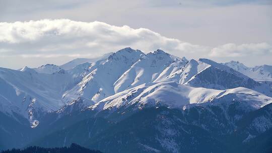 雪山雪峰