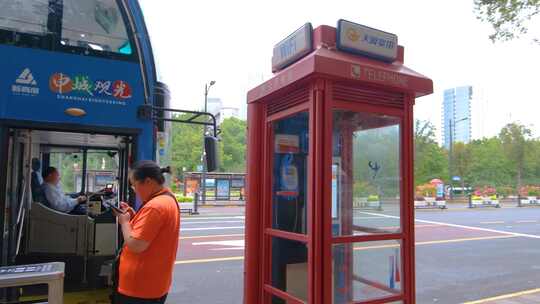 上海市黄浦区南京东路外滩步行街外景街景空视频素材模板下载