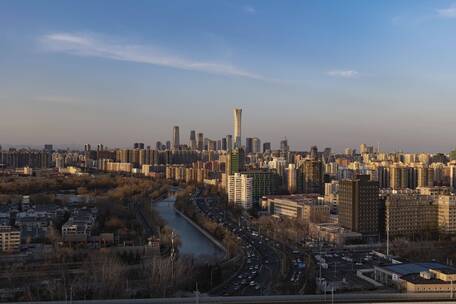 北京城市中心中国尊傍晚日落光辉