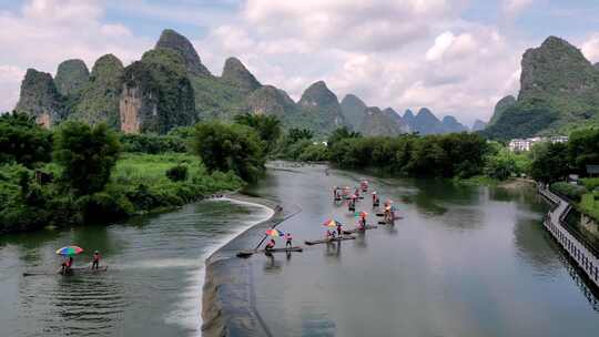 航拍桂林山水遇龙河竹筏