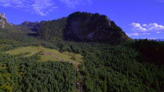 甘肃甘南迭部县扎尕那景区半山观景台航拍